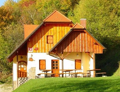 Koča Velikonočnica